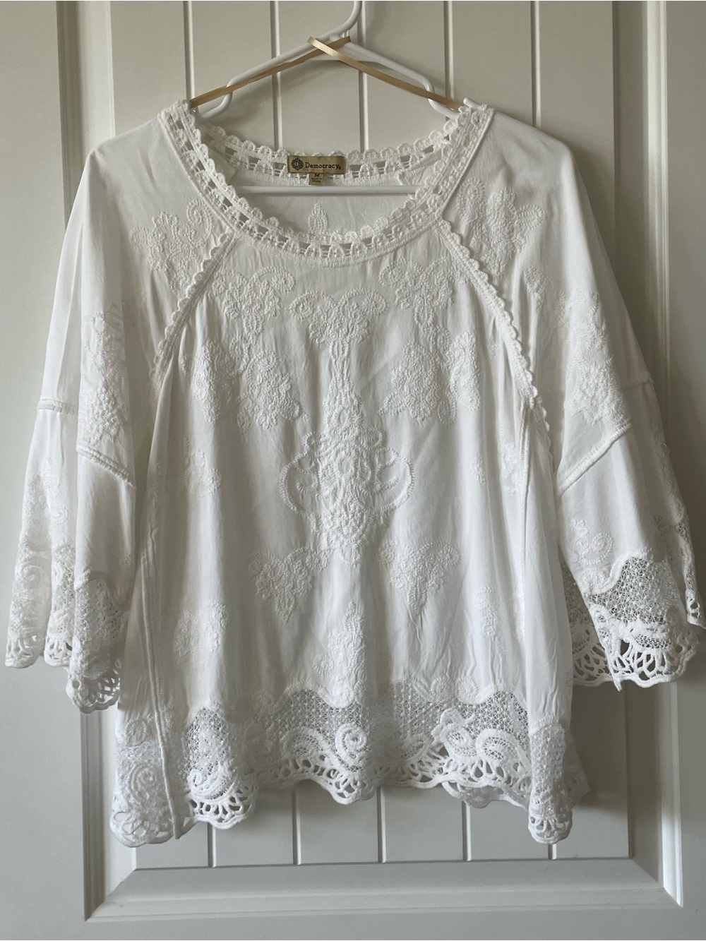 Democracy White Embroidered Lace-Trim Blouse